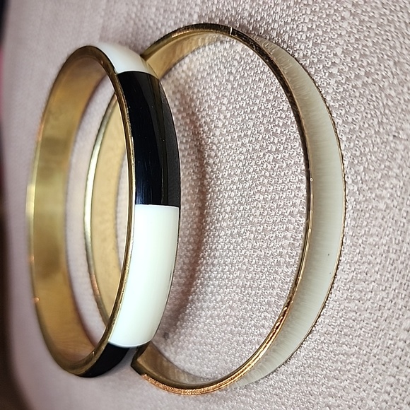 Vintage Bangle Set, Pre-loved in Good Condition - Picture 4 of 4